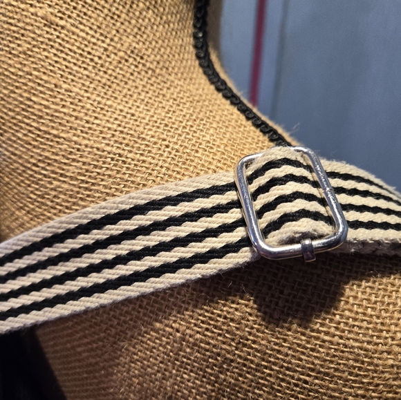 Thirty-One Backpack - Picture 7 of 9